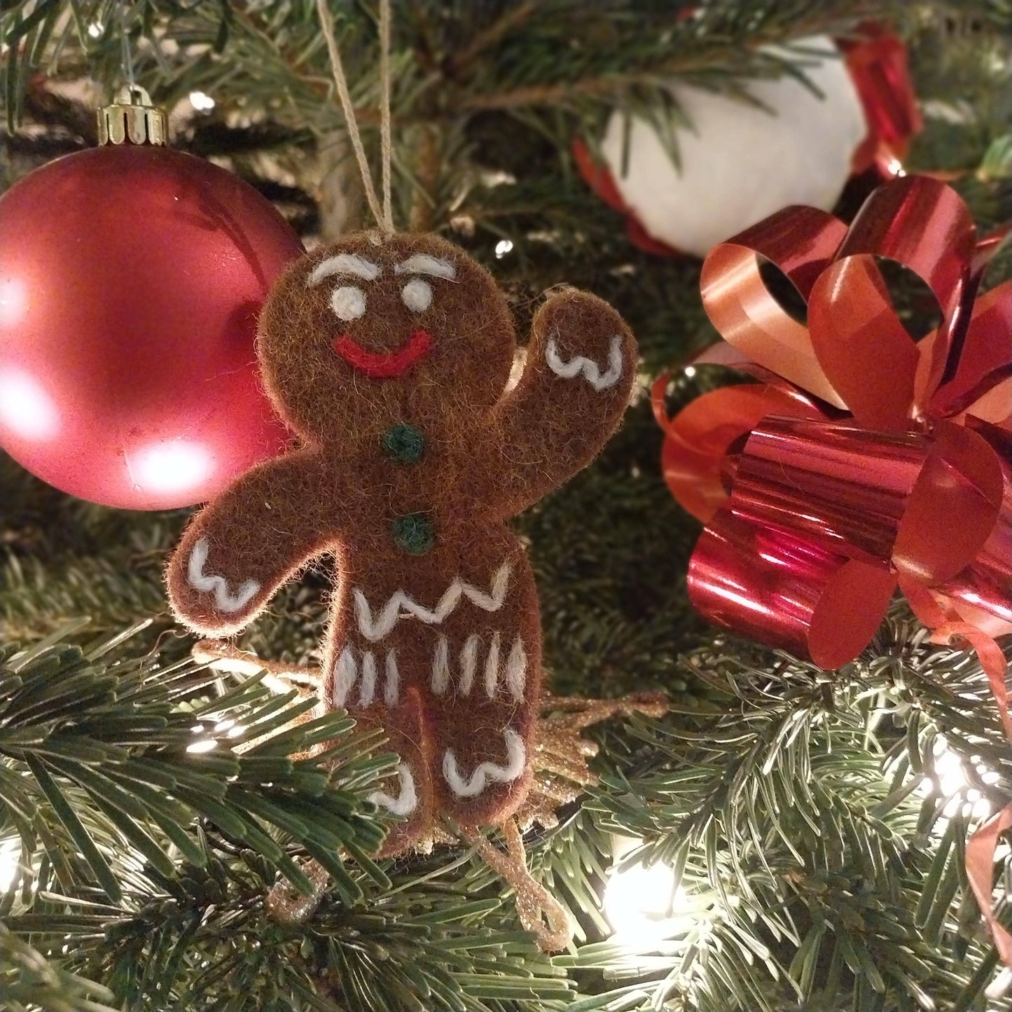Handgefertigter Filz Jolly Lebkuchenmann zum Aufhängen Weihnachtsdekor