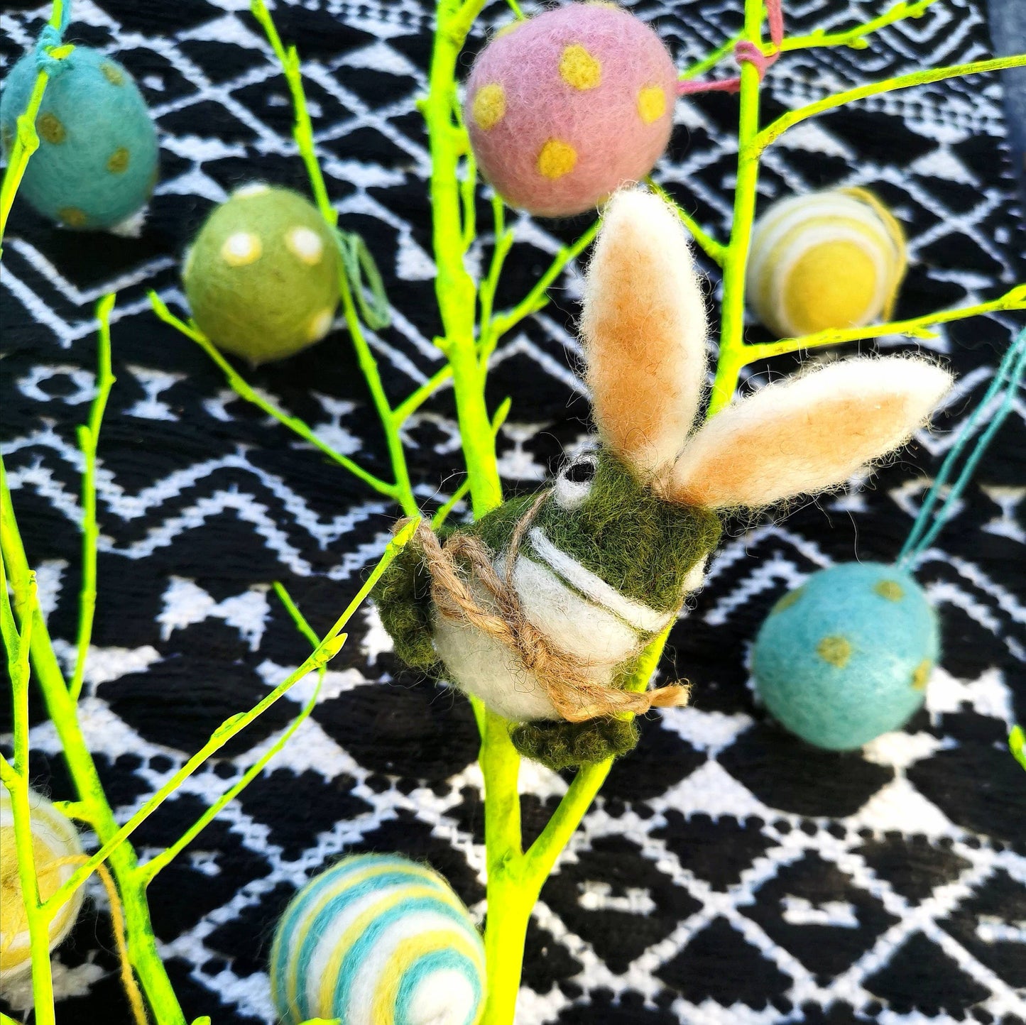 Handgefertigte Nadelfilz Ostereier (5er Set) zum Aufhängen Ostern