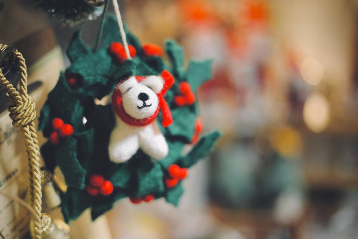 Handgefertigter Filz Fair Tade Holly Mini-Kranz Weihnachtsdekor